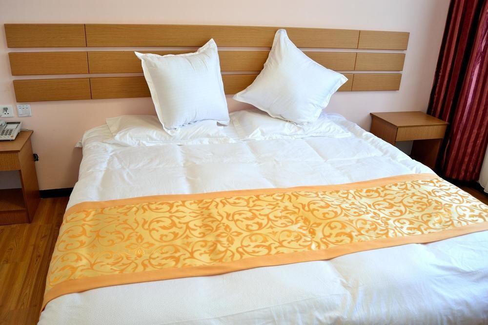 Linhai Hotel - كونمينغ المظهر الخارجي الصورة
