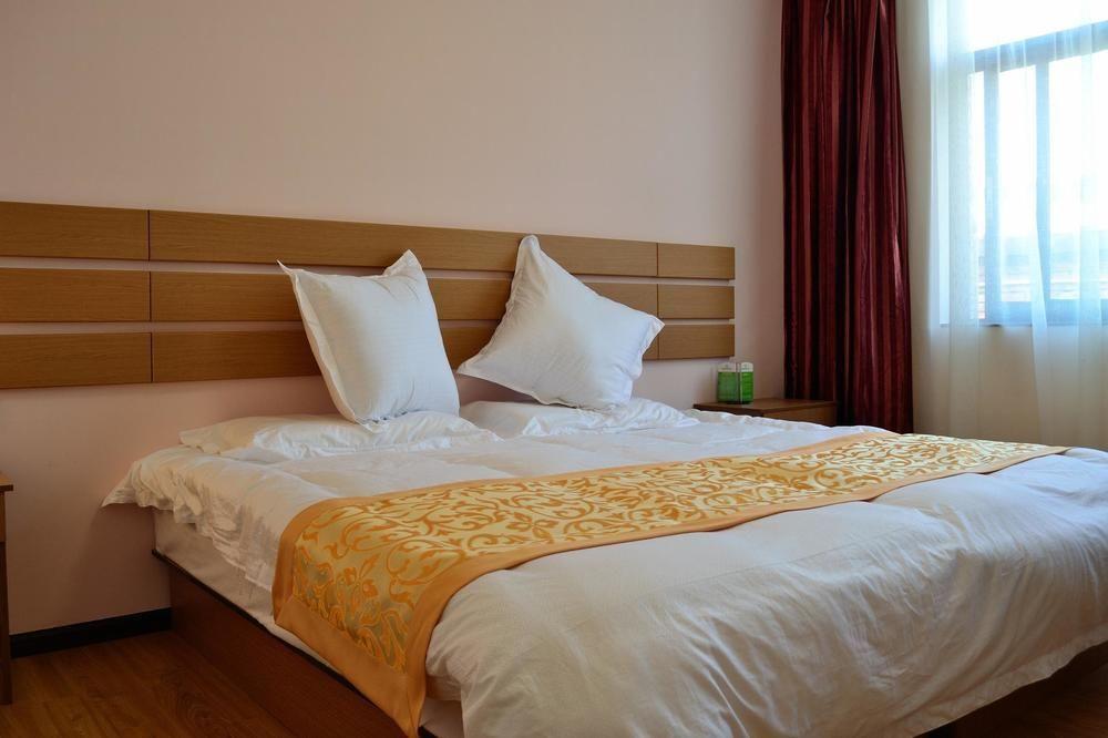 Linhai Hotel - كونمينغ المظهر الخارجي الصورة